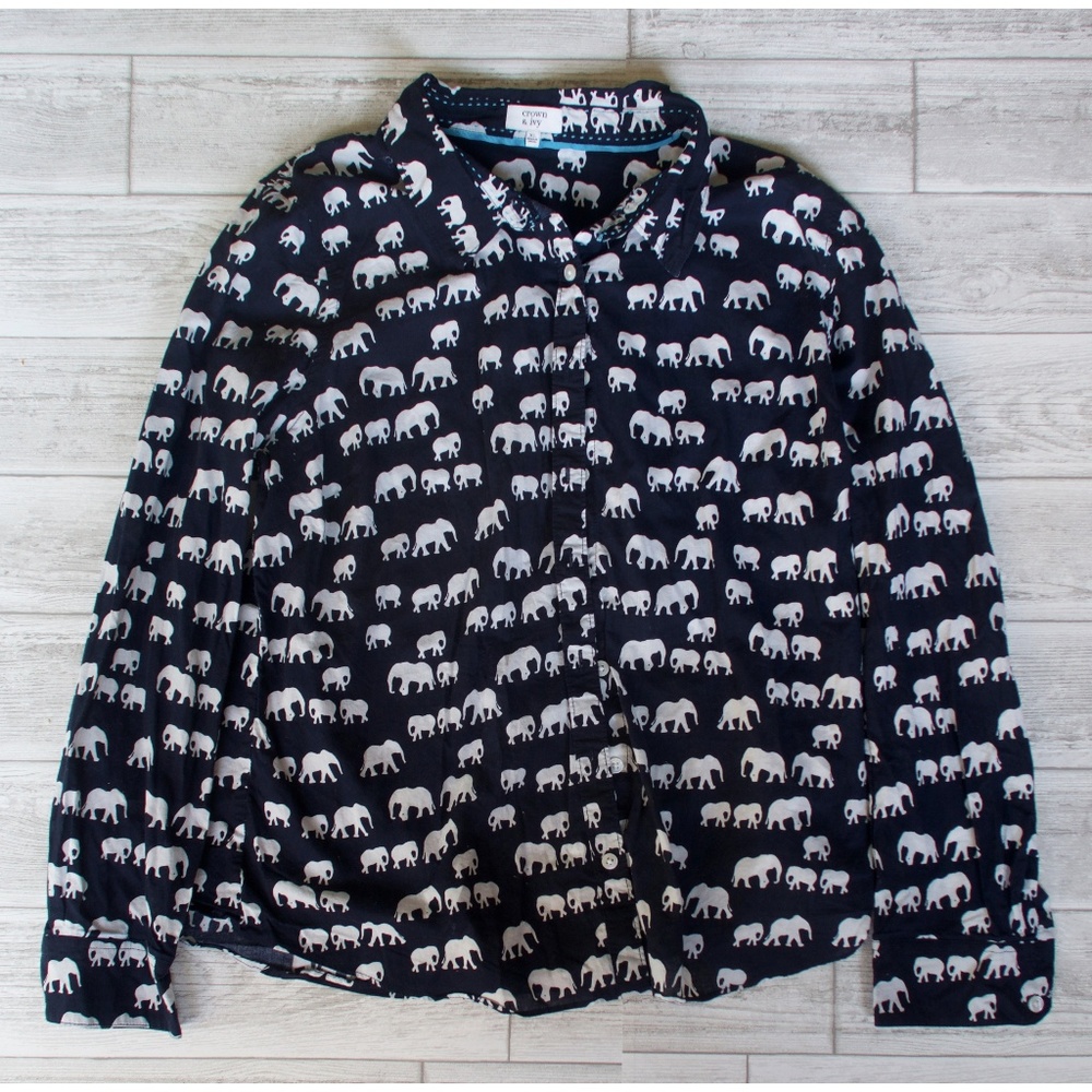 Crown & Ivy Navy with White Elephants Button-Up